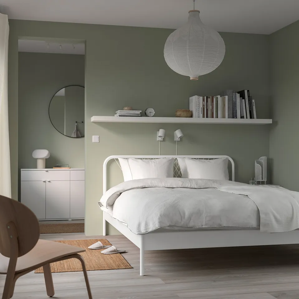 NESTTUN in a room