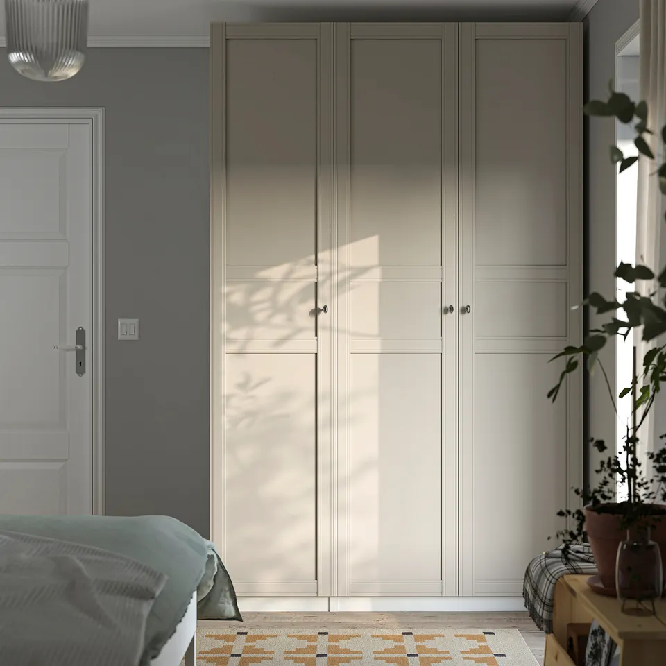 PAX / FLISBERGET in a room