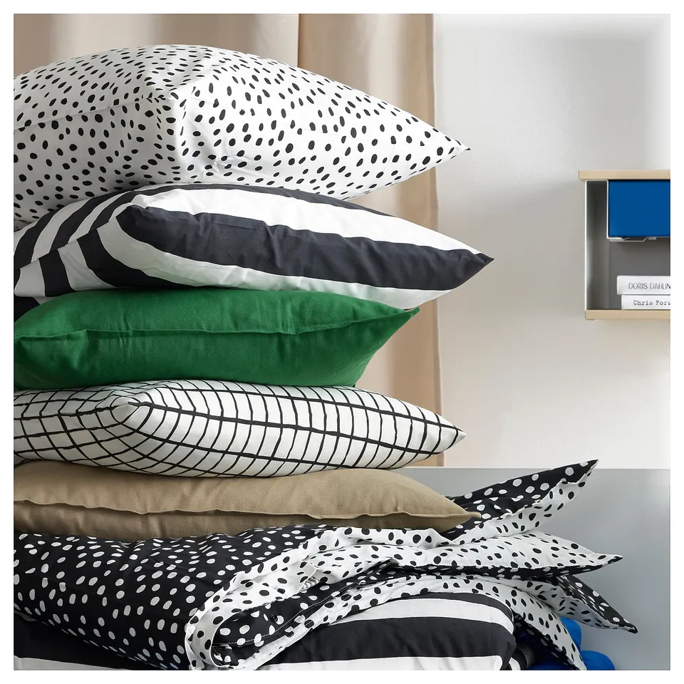 part: MÄSTERROT cushion cover