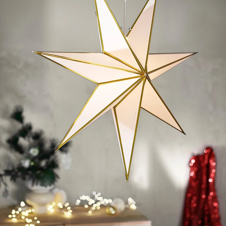 STRÅLA in a room