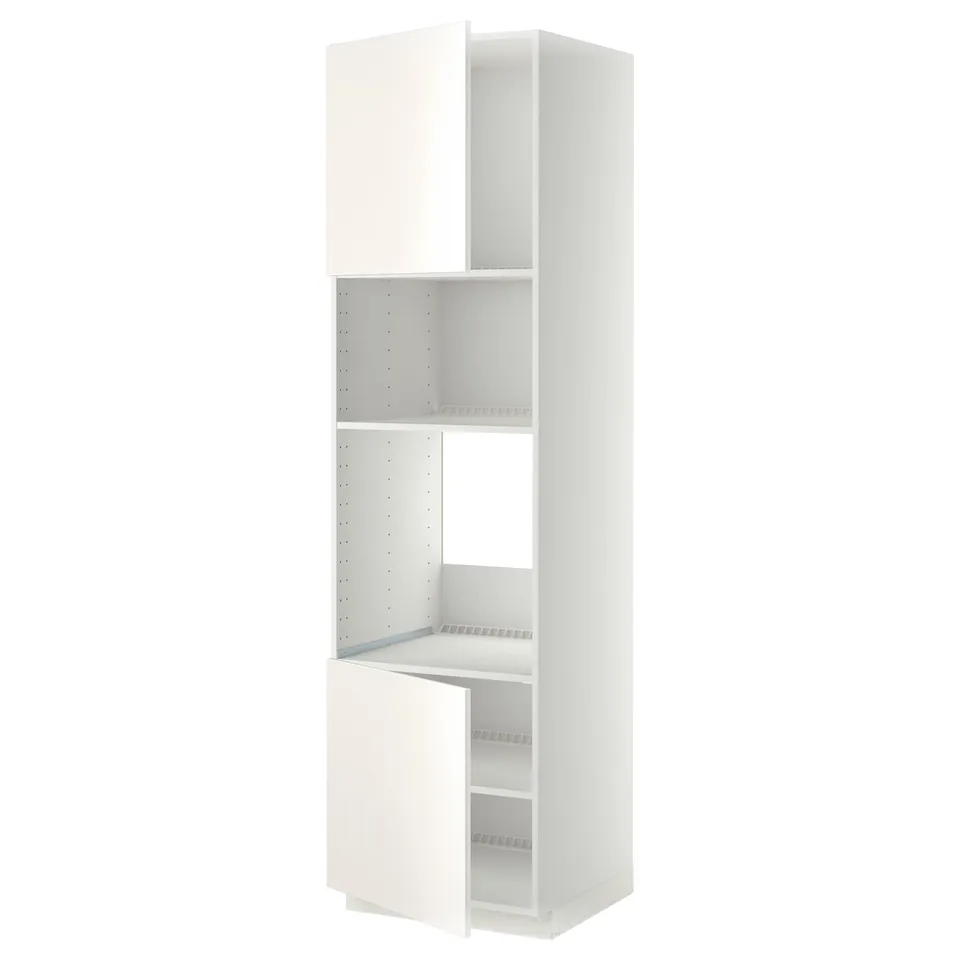 A white METOD cabinet with adjustable shelves. Its design smooth lines and a modern look, ideal for kitchens.