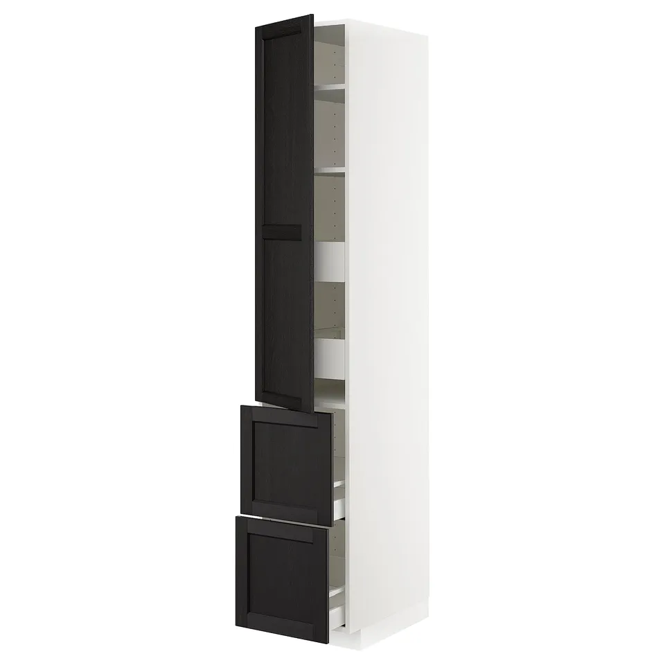 A white METOD kitchen cabinet with black stained lerhyttan doors and adjustable shelves. The doors have bevelled edges and a traditional design.