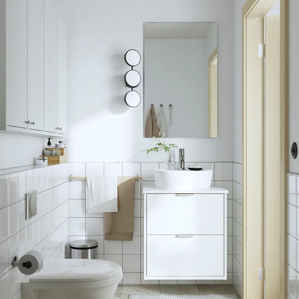 HAVBÄCK / TÖRNVIKEN in a room