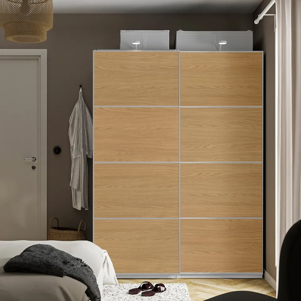 PAX / MEHAMN in a room