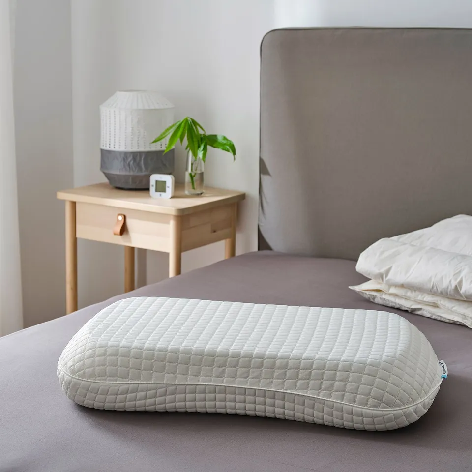 part: KLUBBSPORRE ergonomic pillow, side/back sleeper