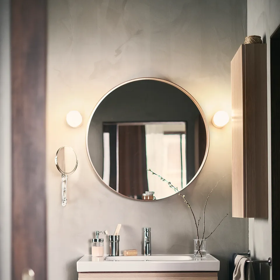 part: FRIHULT ceiling/wall lamp
