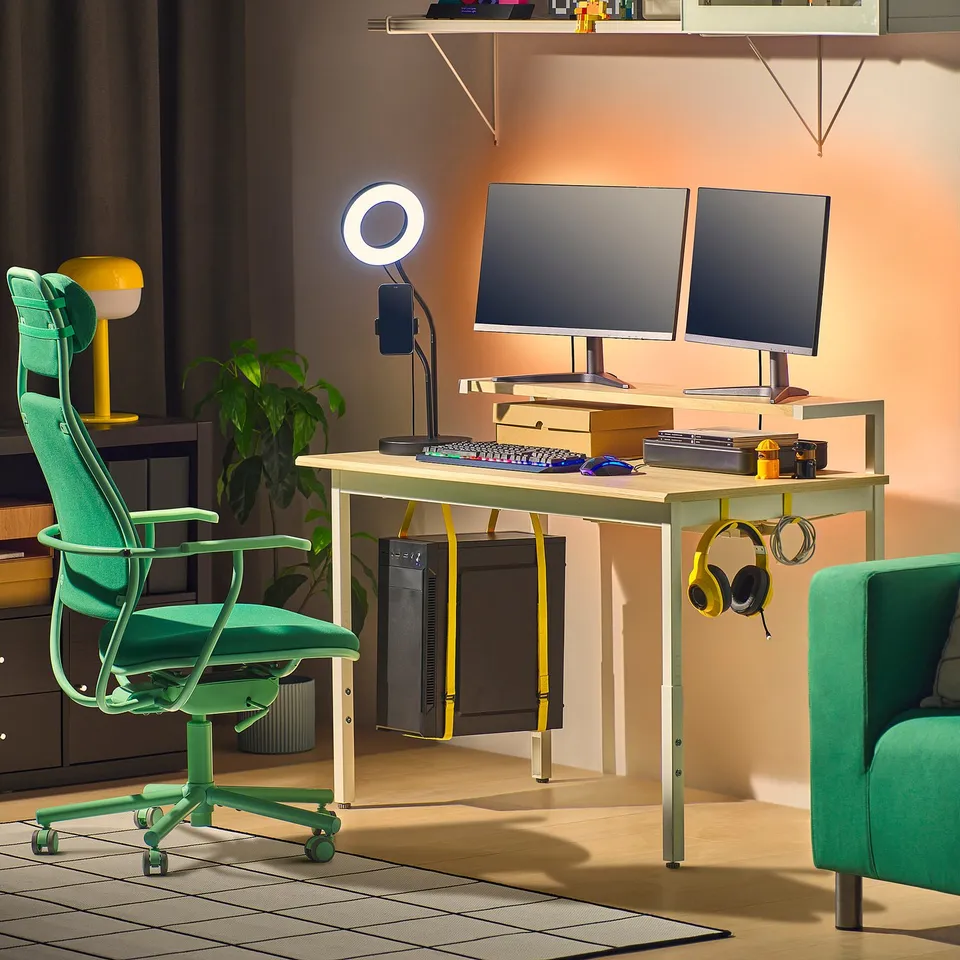 part: UTVISNING gaming desk with shelf
