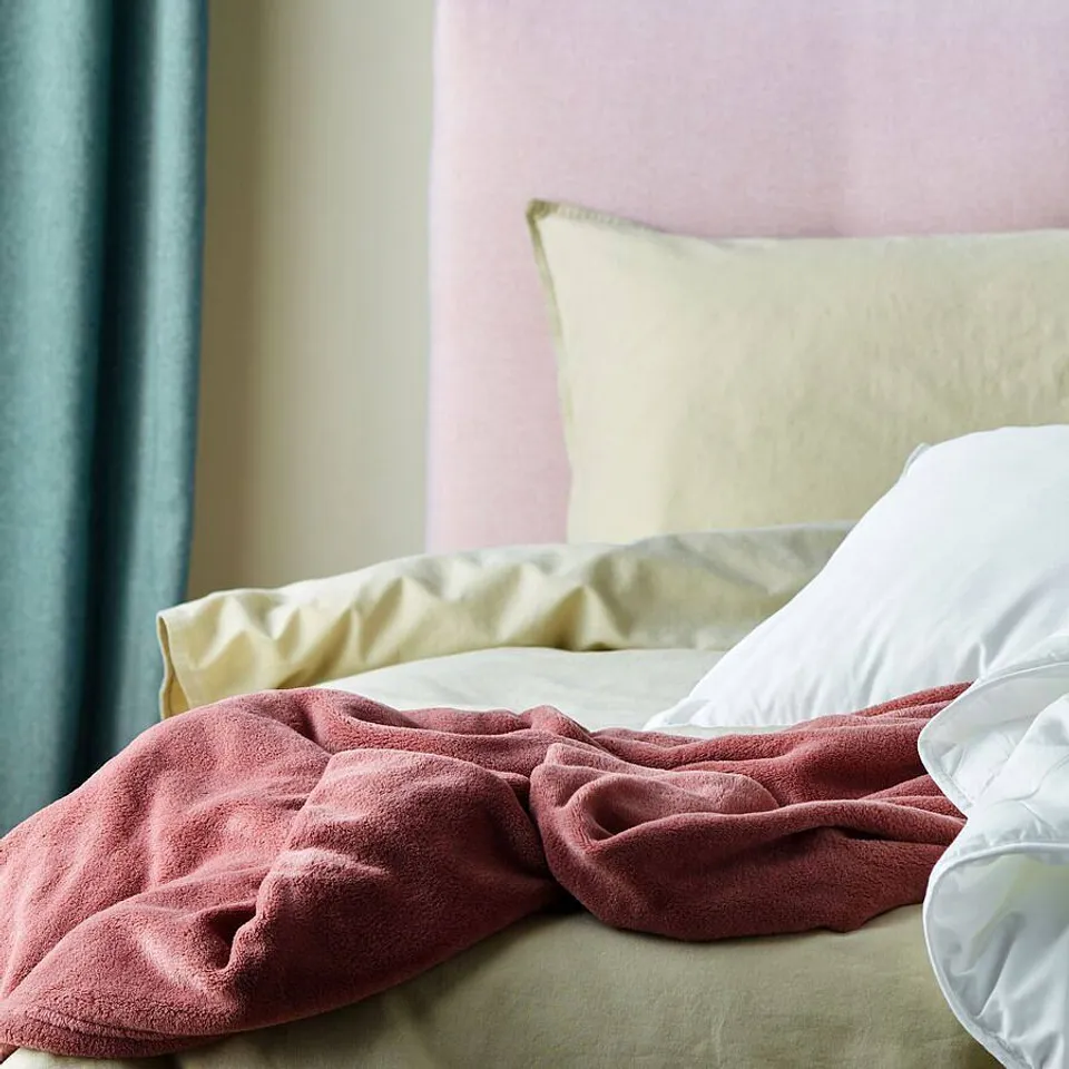 part: VILDKORN pillow, low