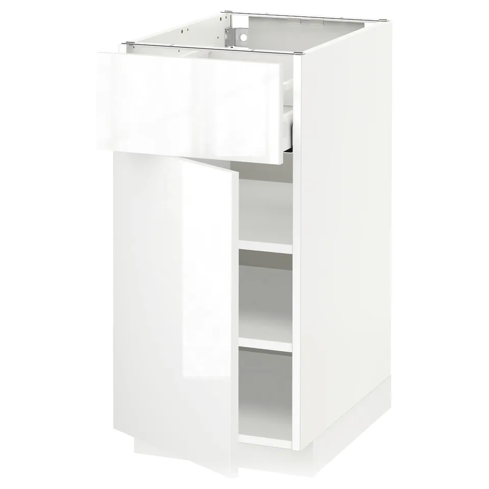 High gloss white METOD kitchen cabinet with shelves.