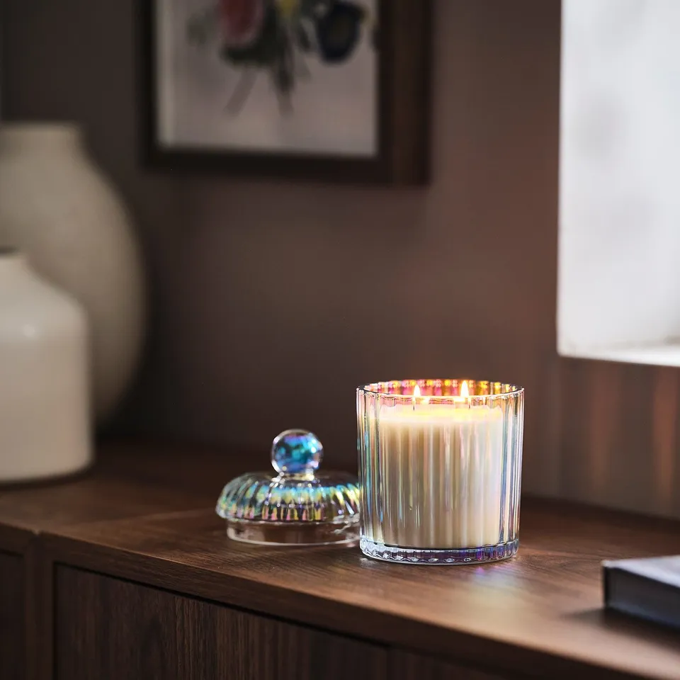 RÄFFELBJÖRK Scented candle/glass w lid/2 wicks, Rose & carnation mother-of-pearl colour, 50 hr