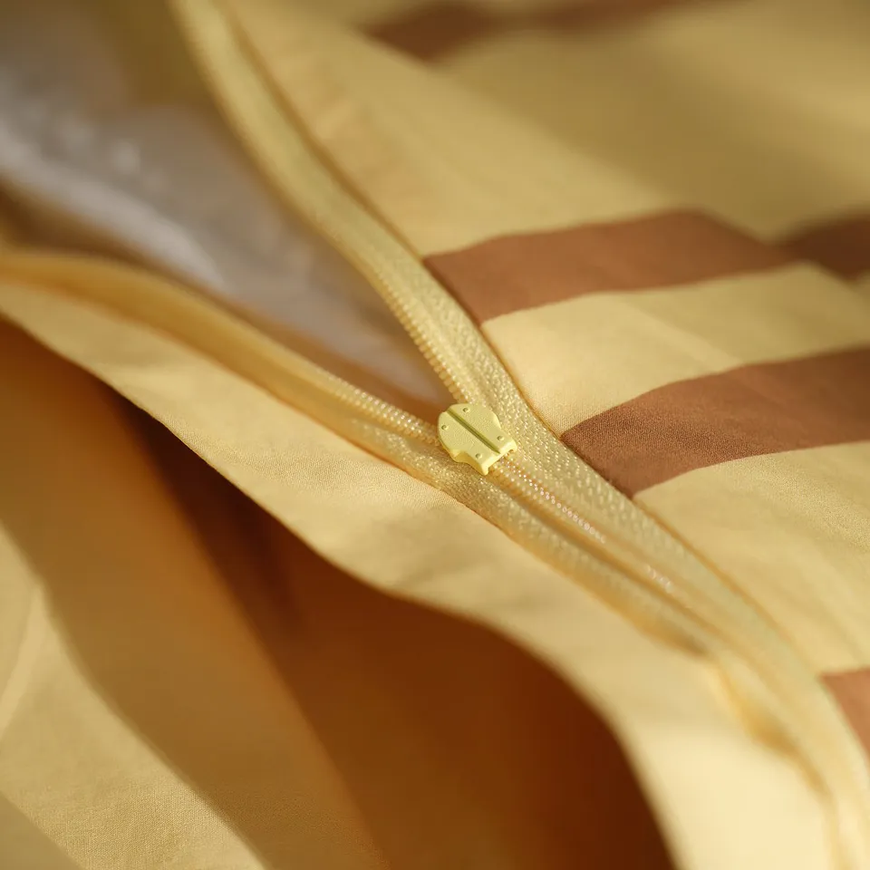 part: SANDLÖPARE duvet cover and pillowcase