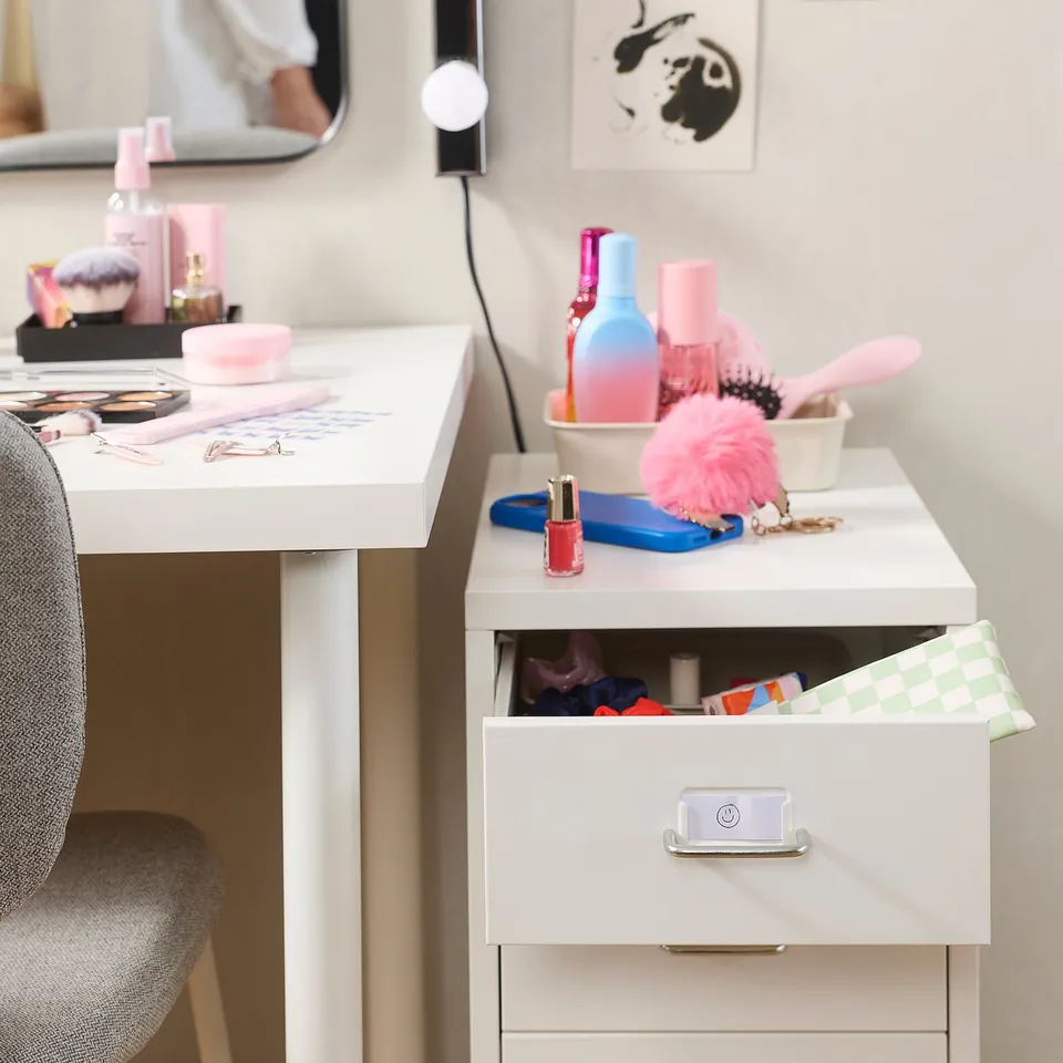 LINNMON / VIHALS Desk and chair, white/beige-grey