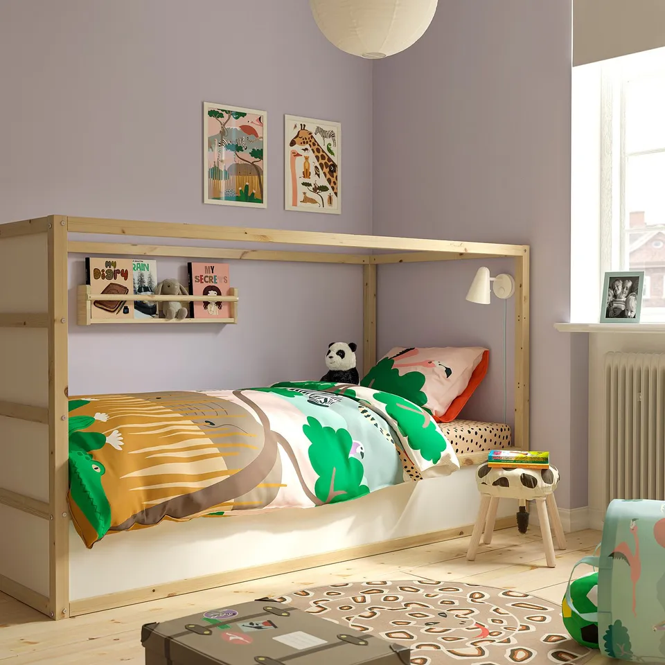 part: KURA reversible bed