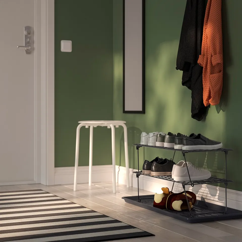 GREJIG / BAGGMUCK in a room