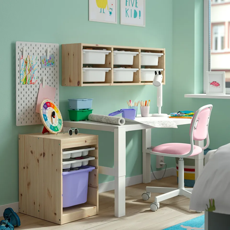 TROFAST in a room