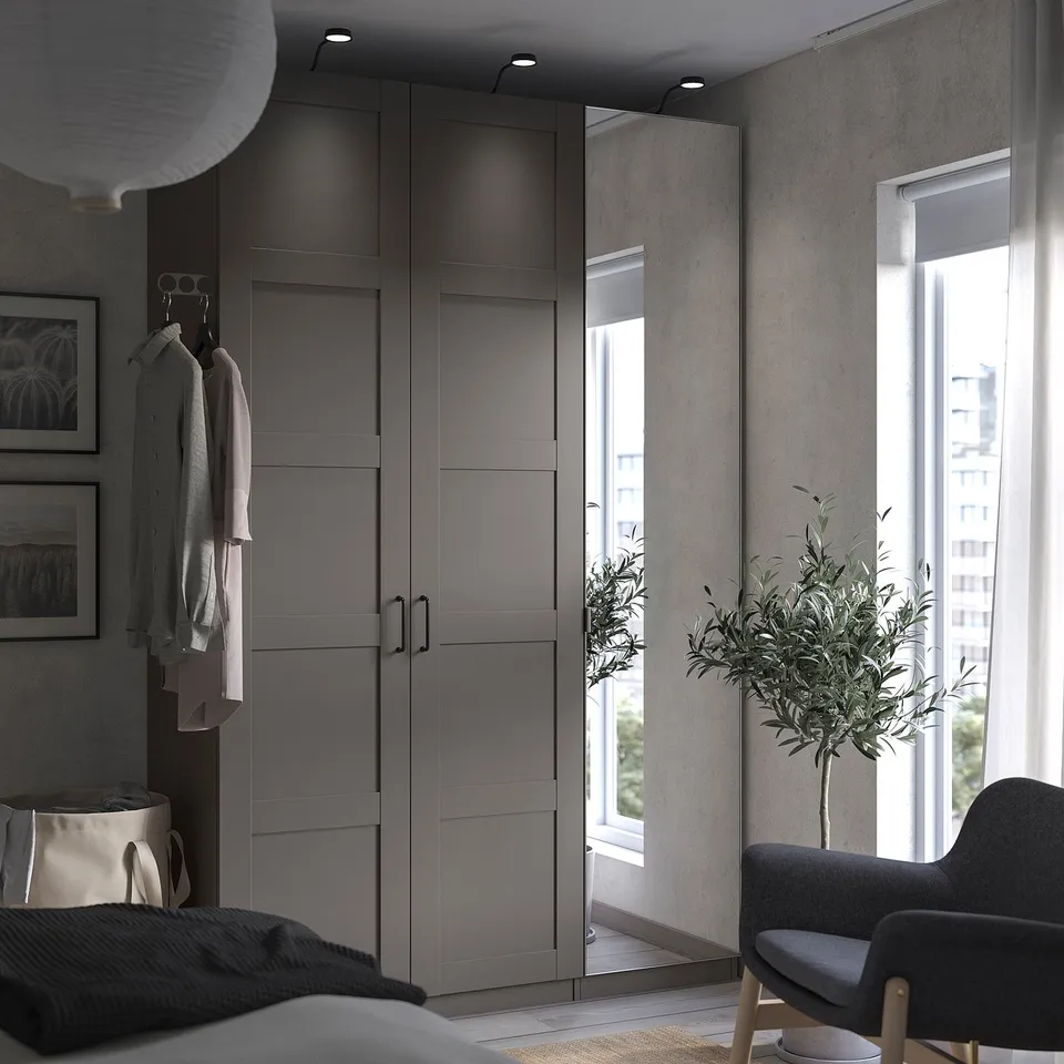 PAX / BERGSBO/ÅHEIM in a room