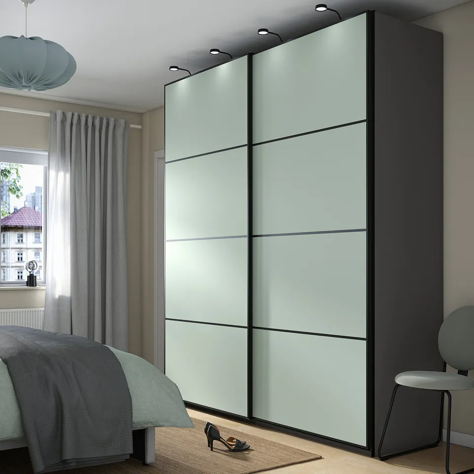 PAX / MEHAMN in a room