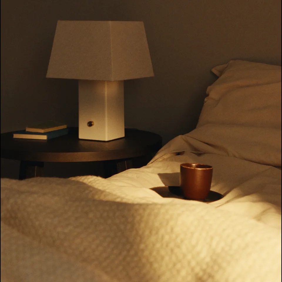 part: HALGATT table lamp