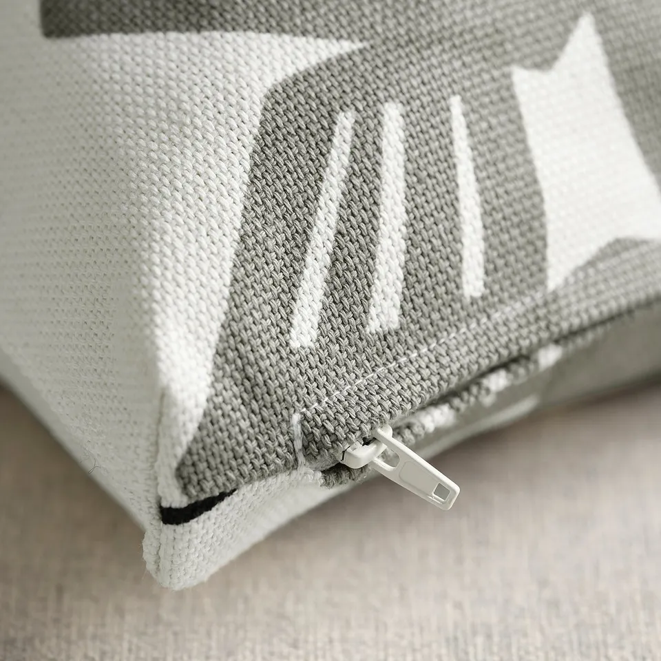 part: UNDERBLOMMA cushion cover