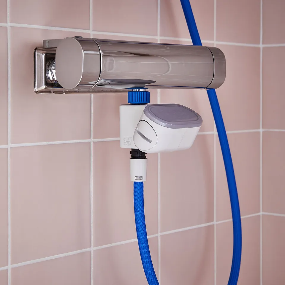 BERGVATTNET water metre, blue, plastic, wall-mounted, monitors water use, small but noticeable.