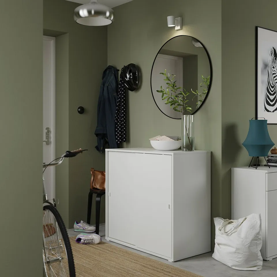 part: VIHALS cabinet with sliding doors