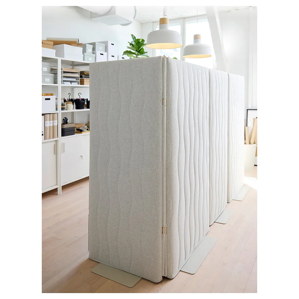 Acoustic screen divider, MITTZON, beige, fabric, curved, wooden rods, nature-inspired pattern.