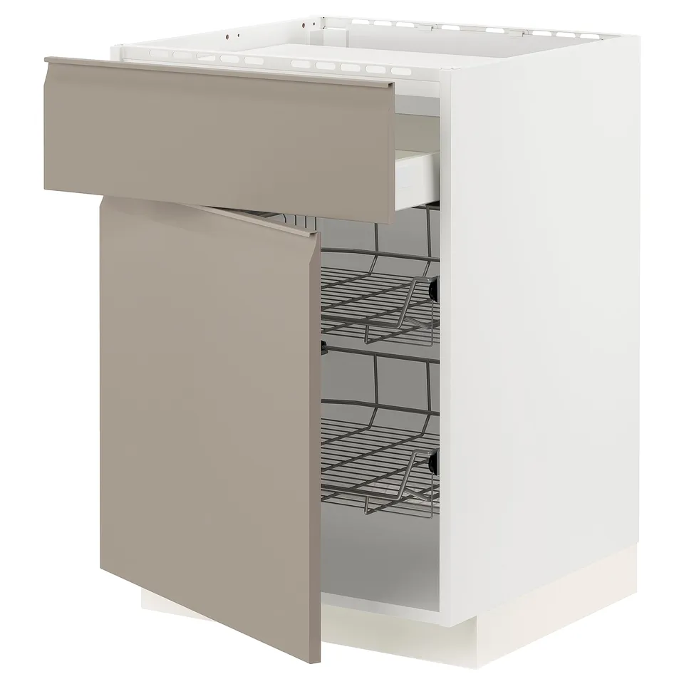 Grey-beige METOD kitchen cabinet with pull-out baskets.