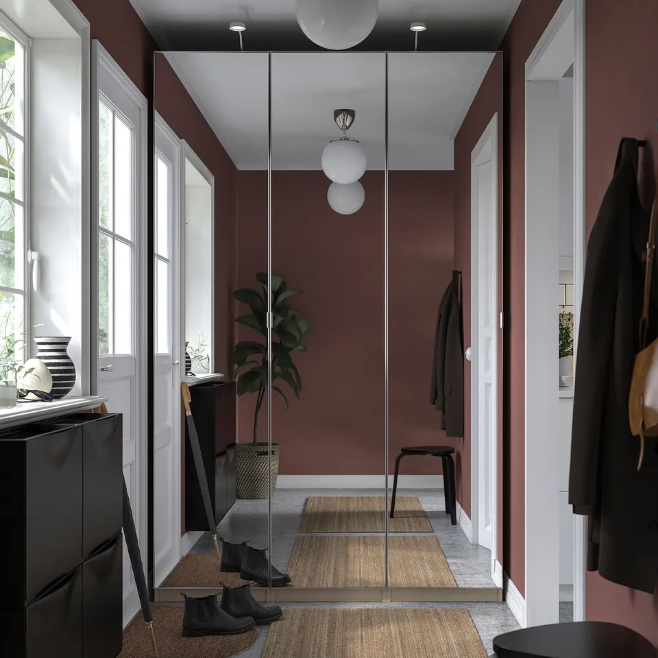 PAX / ÅHEIM in a room