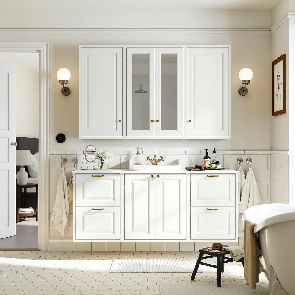 part: FRIHULT wall lamp