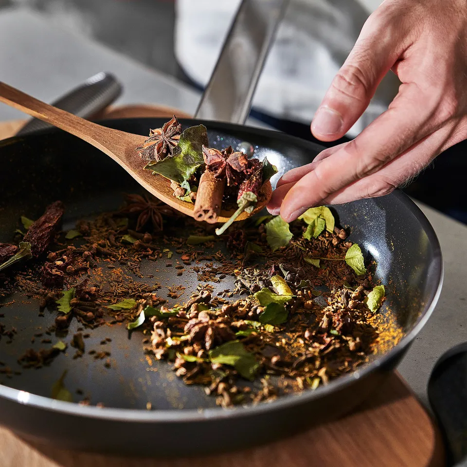 part: GULDÖRING frying pan