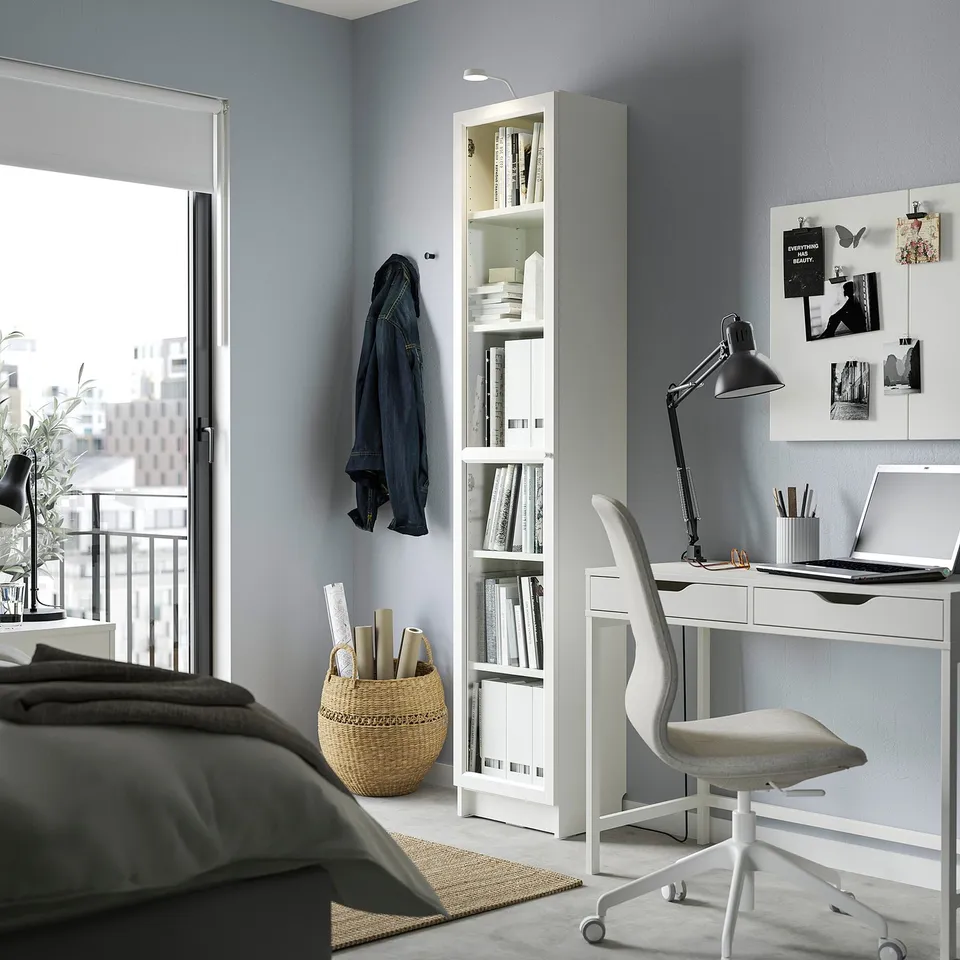 part: BILLY / OXBERG bookcase with glass door