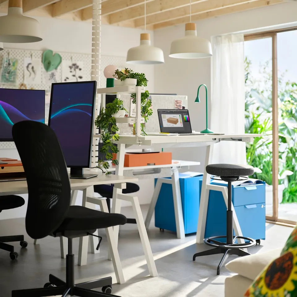 TROTTEN Desk sit/stand, electric/white, 120x70 cm