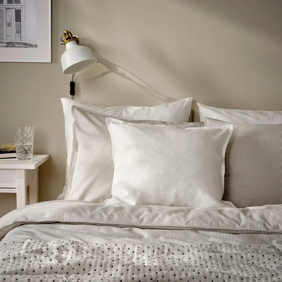 part: DYTÅG cushion cover
