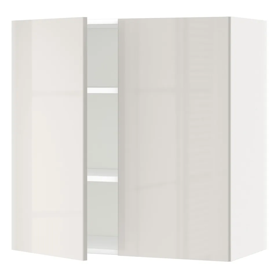 White METOD kitchen cabinet with glossy finish and adjustable shelves.