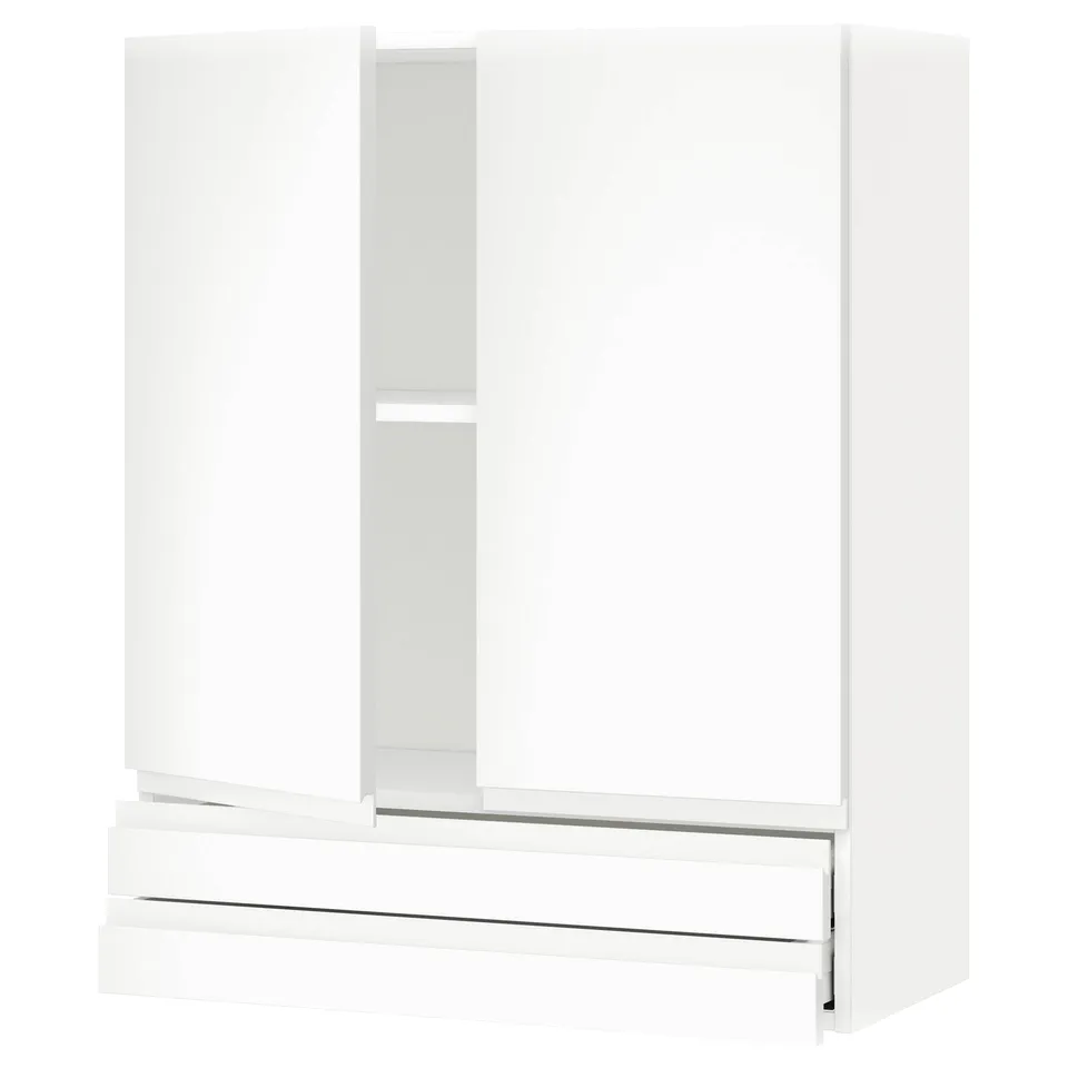 METOD kitchen unit in white with sleek, minimalist design, featuring smooth drawers and adjustable shelves.
