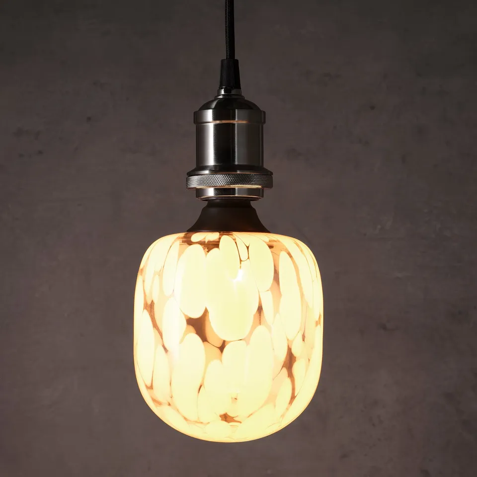 part: MOLNART LED bulb E27 240 lumen