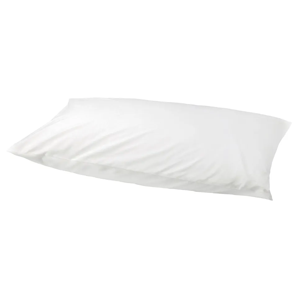 White pillowcase, smooth & crisp, made of cotton and lyocell blend.