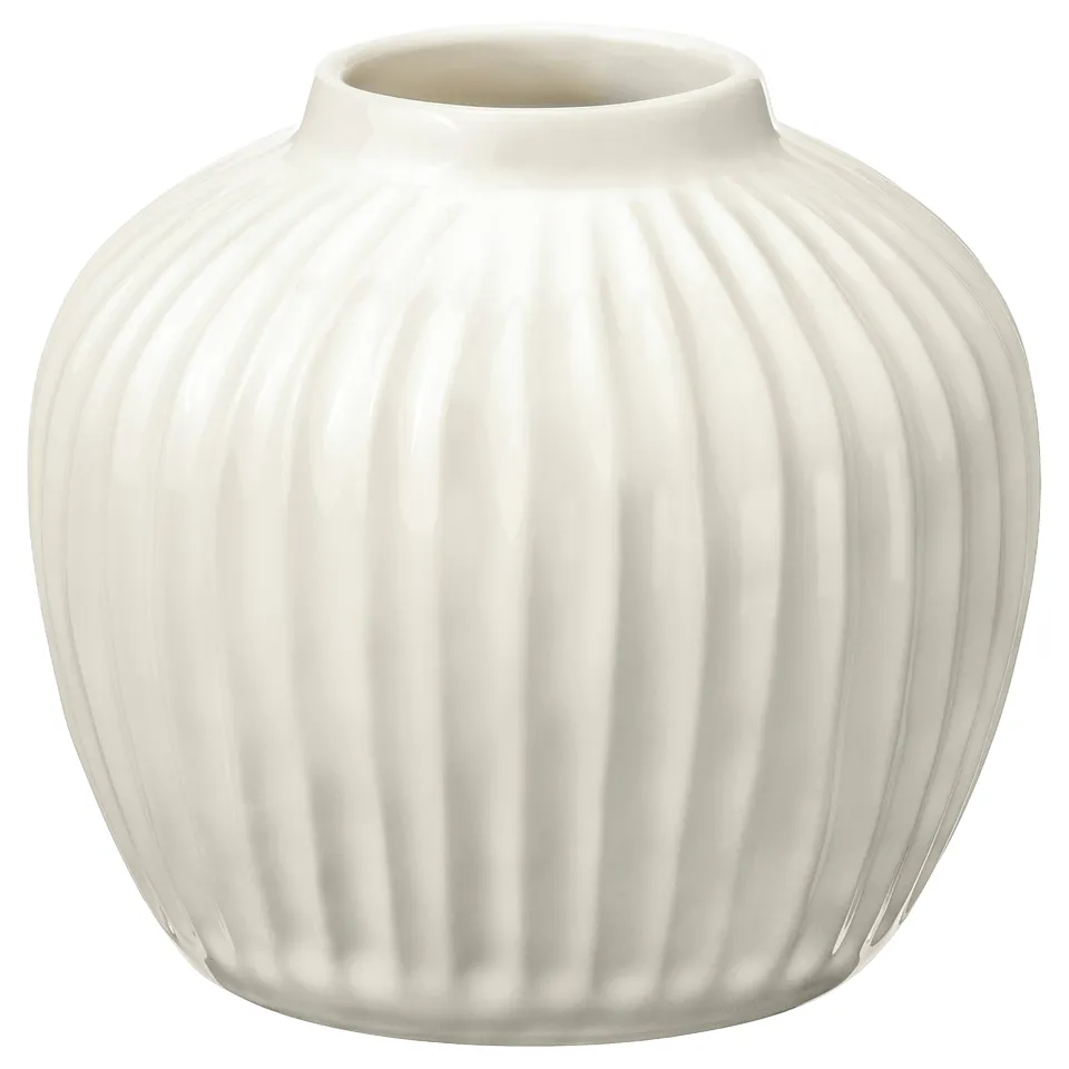 White ceramic PELARBJÖRK vase with grooves, glossy finish.