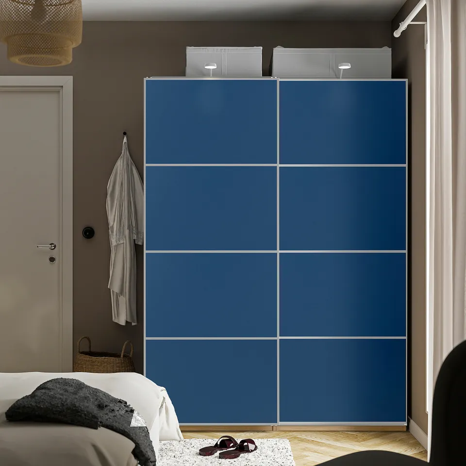 PAX / MEHAMN in a room