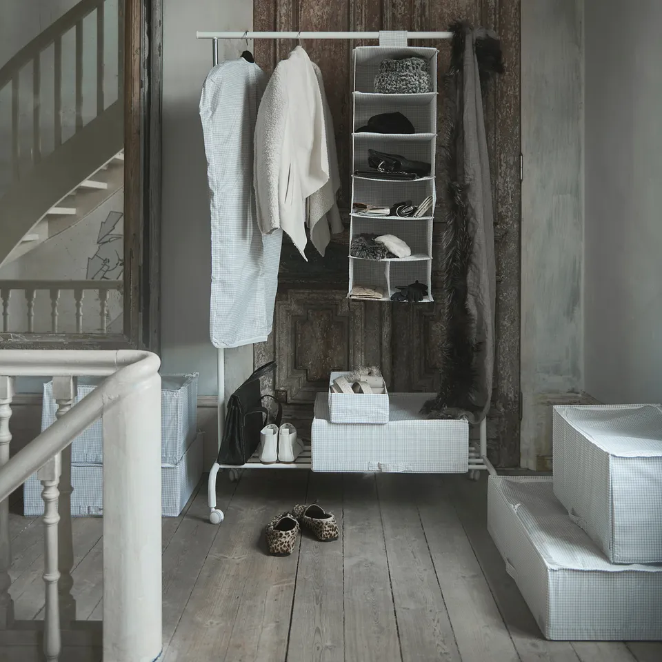 part: STUK storage with 7 compartments