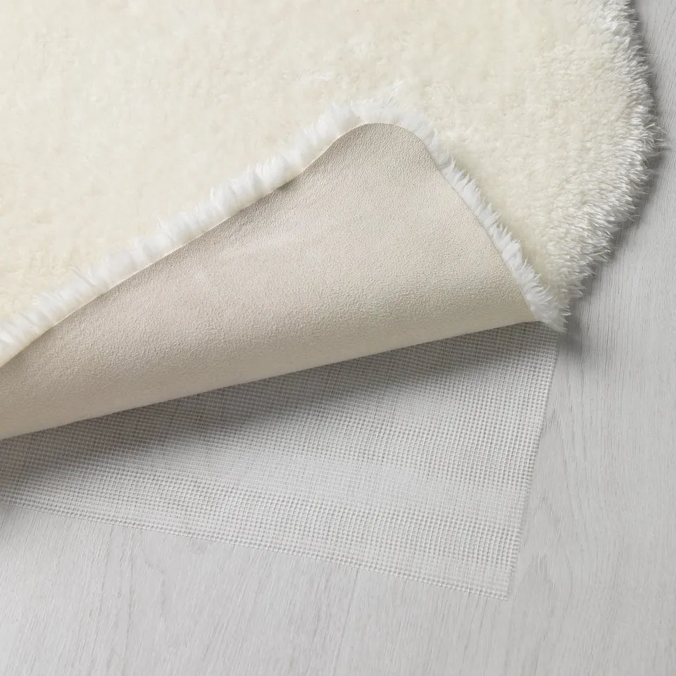 Soft, warm rug made from recycled polyester. Machine washable with anti-slip option.