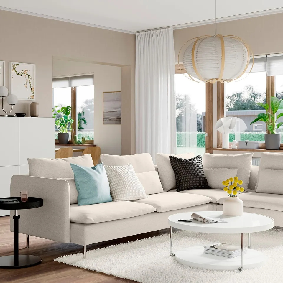 SÖDERHAMN in a room