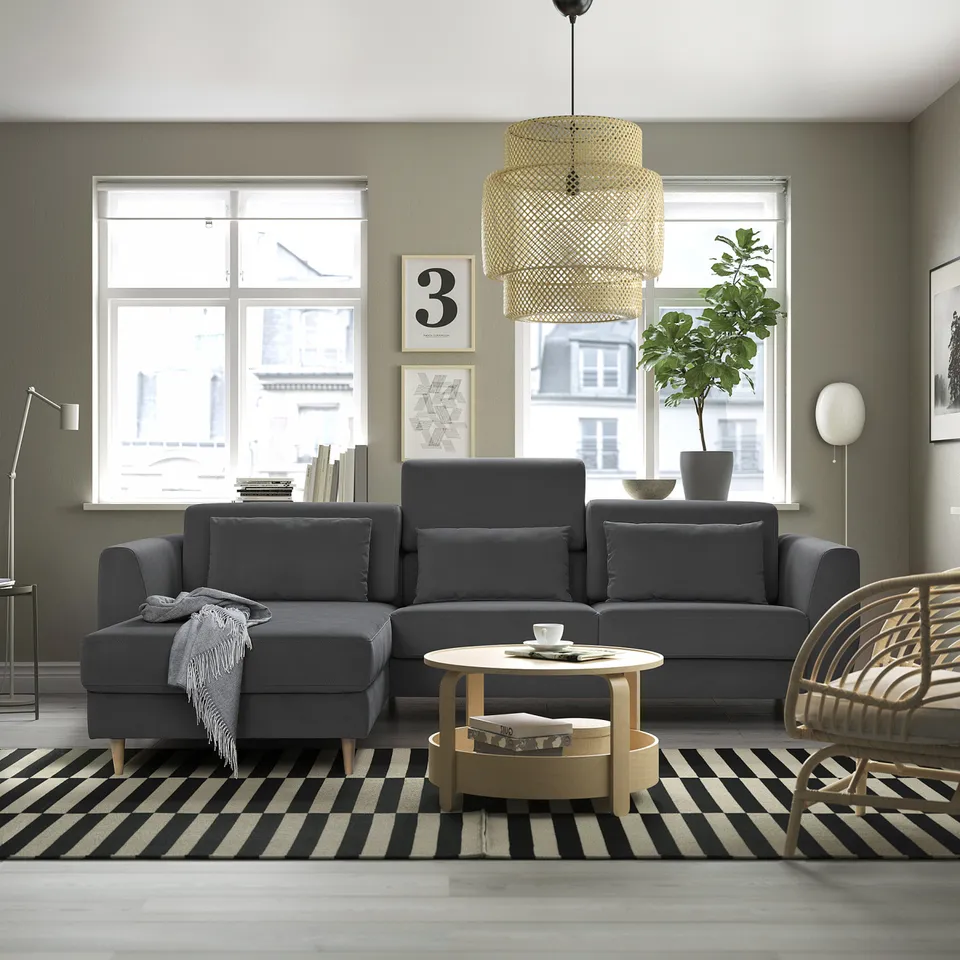 SLATORP in a room