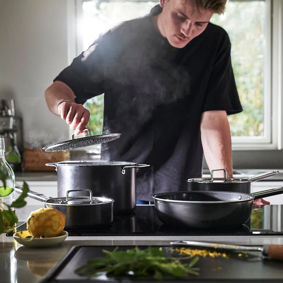 part: GULDÖRING 8-piece cookware set