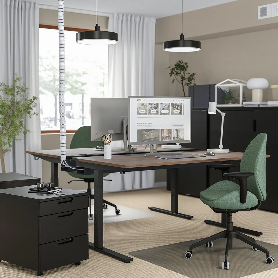 MITTZON in a room
