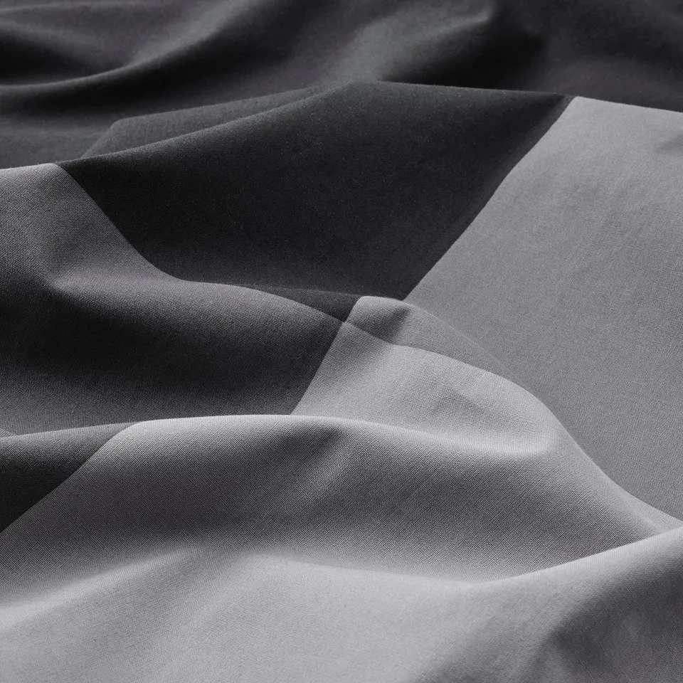 part: BRUNKRISSLA duvet cover and 2 pillowcases