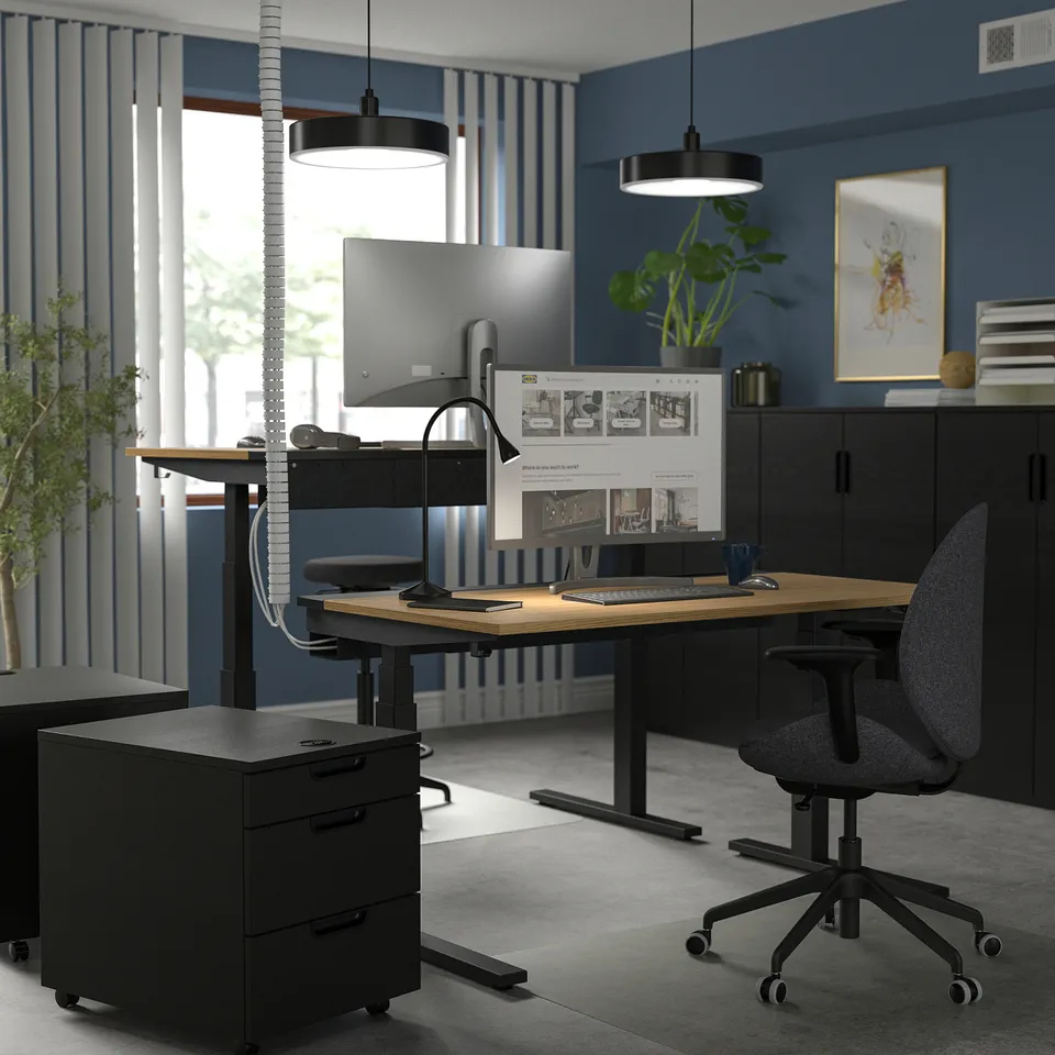 MITTZON in a room