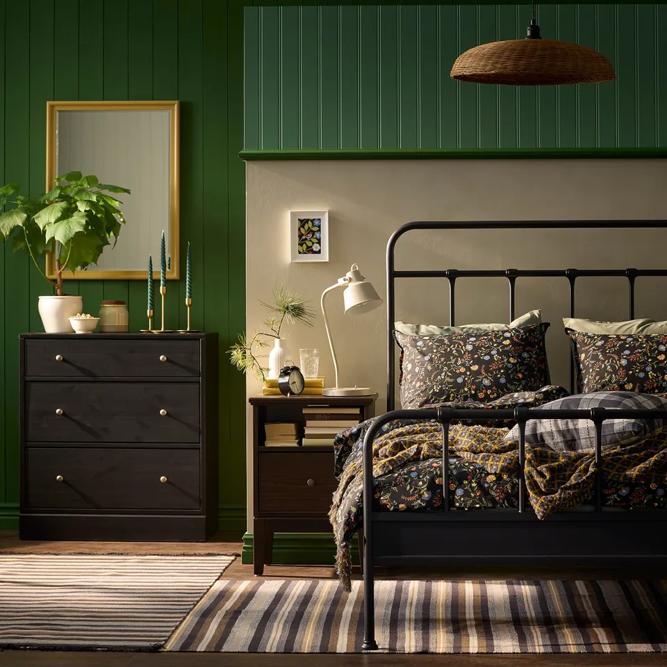 part: BRUDKRUSBÄR duvet cover and 2 pillowcases